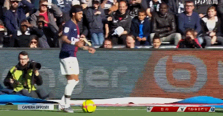 反转！皇马求齐达内救火至赛季末？传奇帅位悬念藏双重博弈