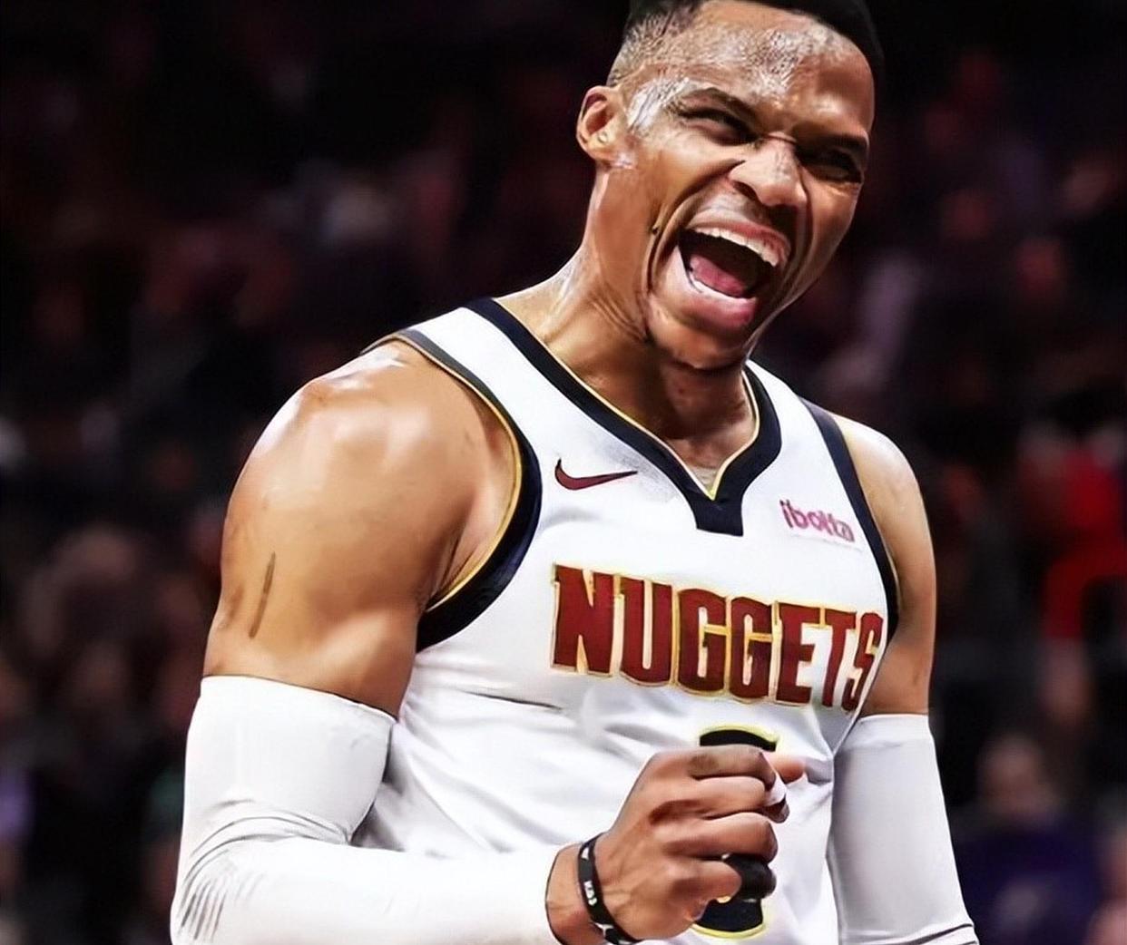 萨拉赫宣布与斯洛特关系破裂，访谈内容公开，或遗憾告别利物浦（萨拉赫公开与斯洛特决裂，访谈披露细节，或无奈告别利物浦）