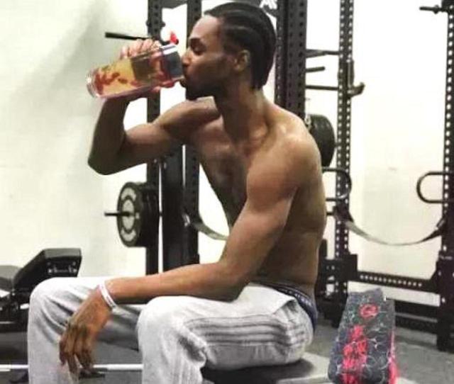 里程碑，迈阿密国际队史首次晋级季后赛第二轮（迈阿密国际创队史新篇：首次闯入季后赛次轮）