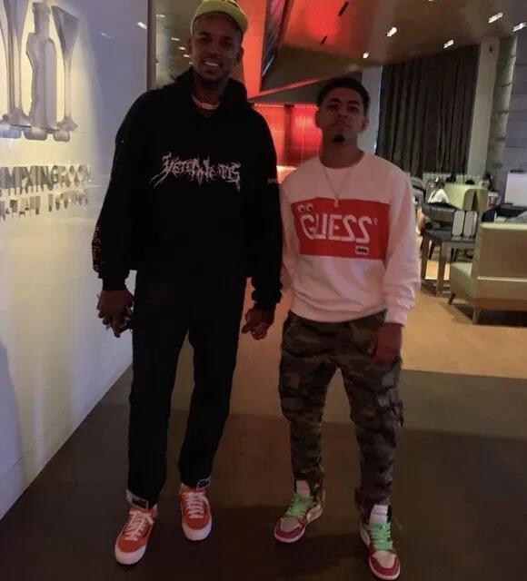 网传视频浙江U20全运会输球后被球迷训话，王钰栋摇头离开（网传浙江U20全运会失利后遭球迷训斥，王钰栋摇头离场）