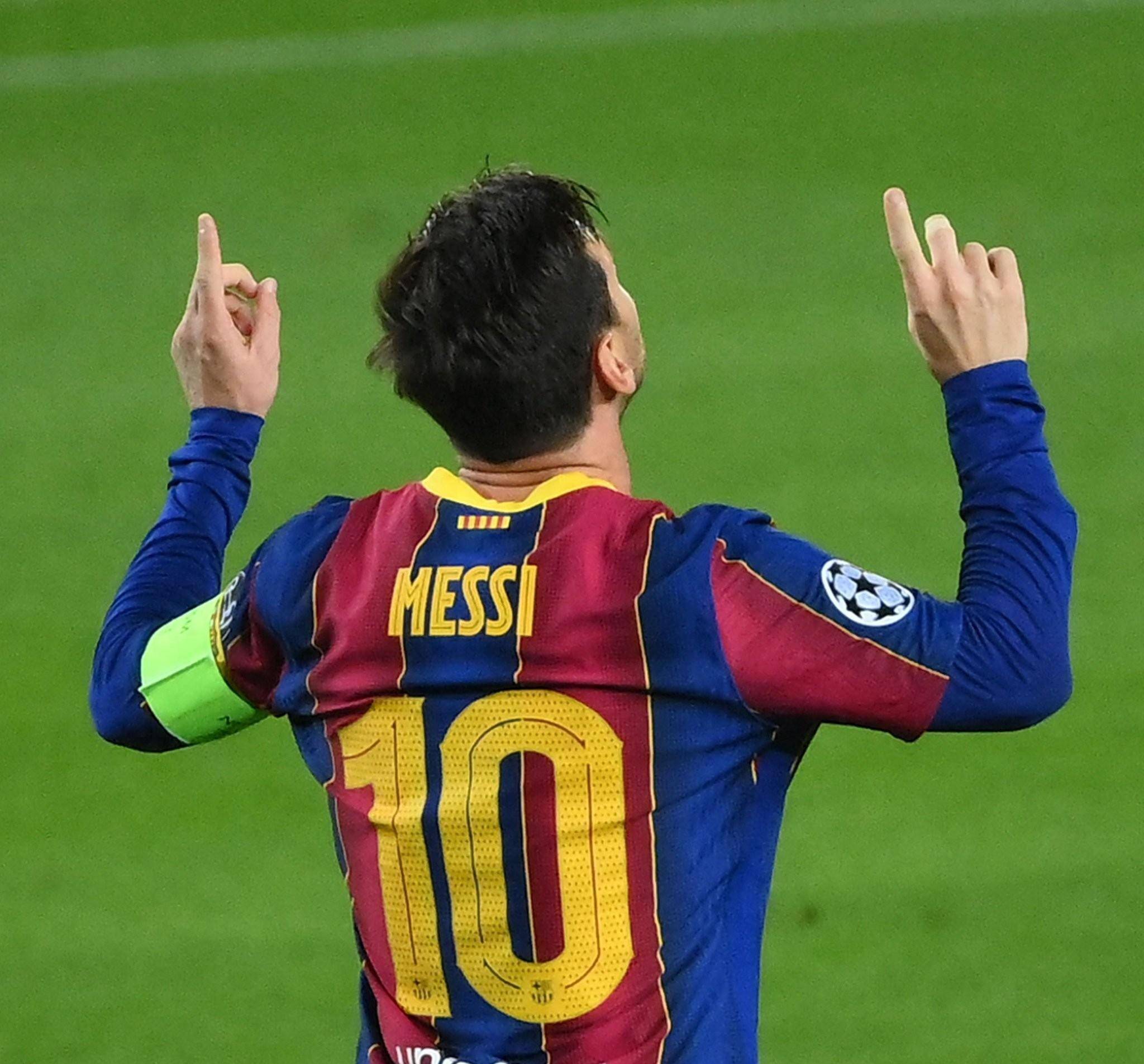 尤文客战紫百合大名单：伊尔迪兹领衔，凯利、卡瓦尔回归（尤文出征紫百合名单公布：伊尔迪兹担纲，凯利与卡瓦尔复出）