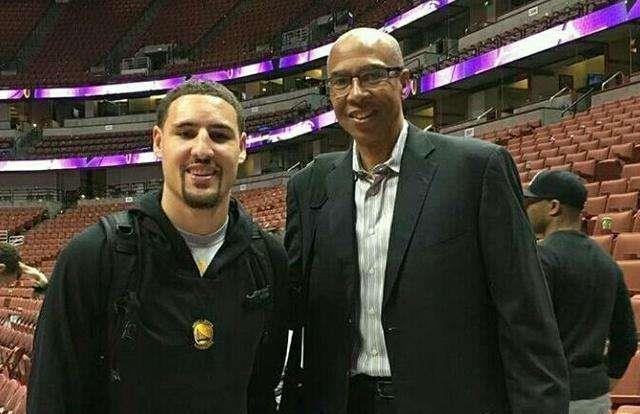 怒吼庆祝的那一刻太燃了（怒吼庆祝瞬间燃爆全场）