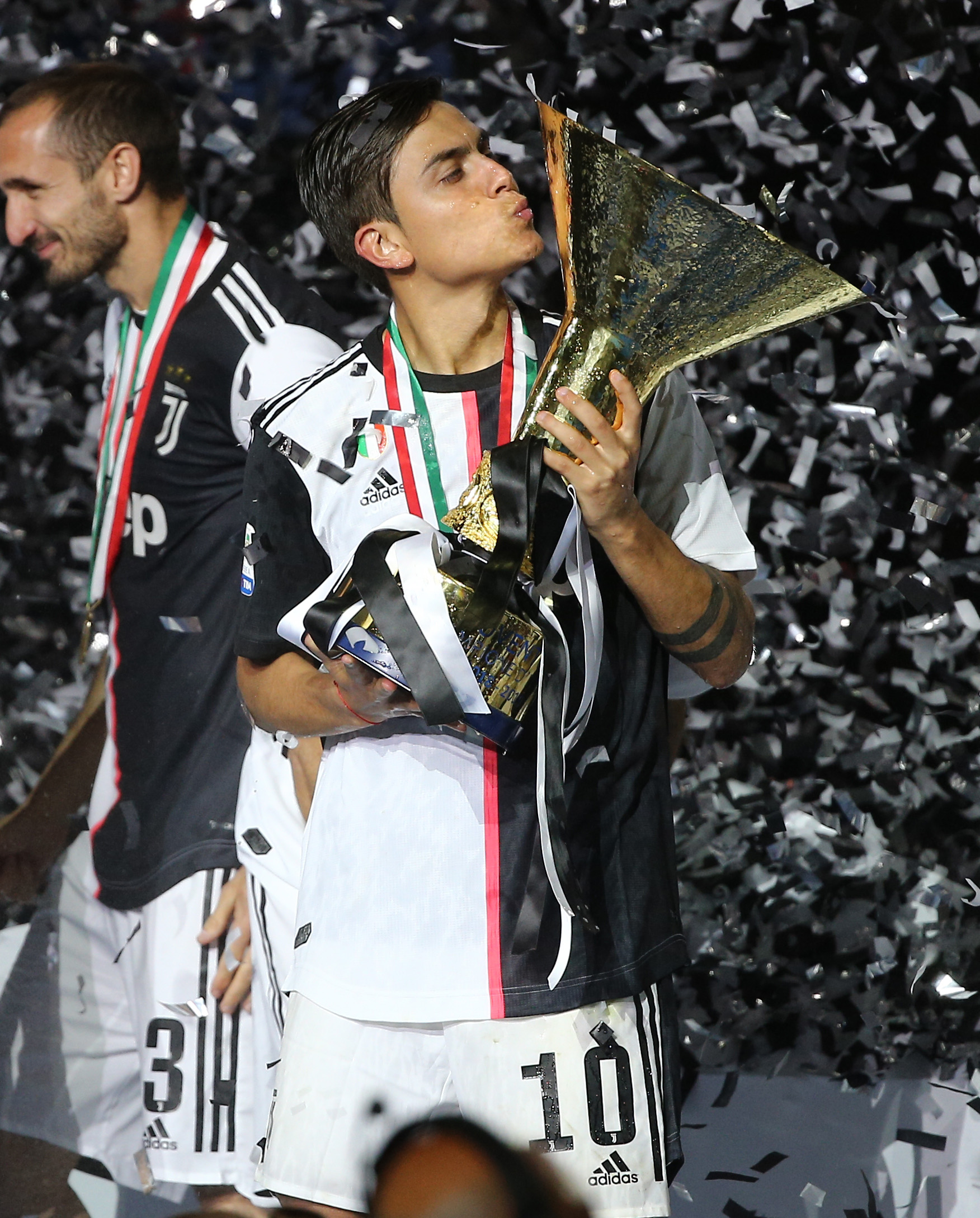 德尚发布会全文：孔德喜欢造越位，但我相信他能找回状态（德尚发布会：孔德偏爱造越位，我相信他会恢复状态）